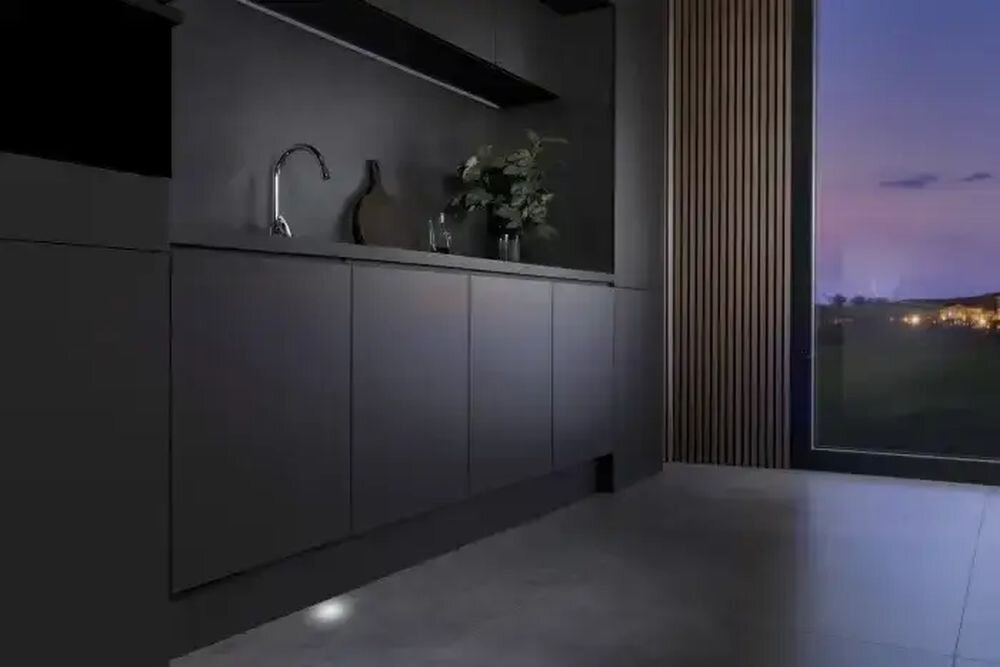 HISENSE HFI5A6360DXXL - zmywarka do zabudowy umiejscowiona w kuchni