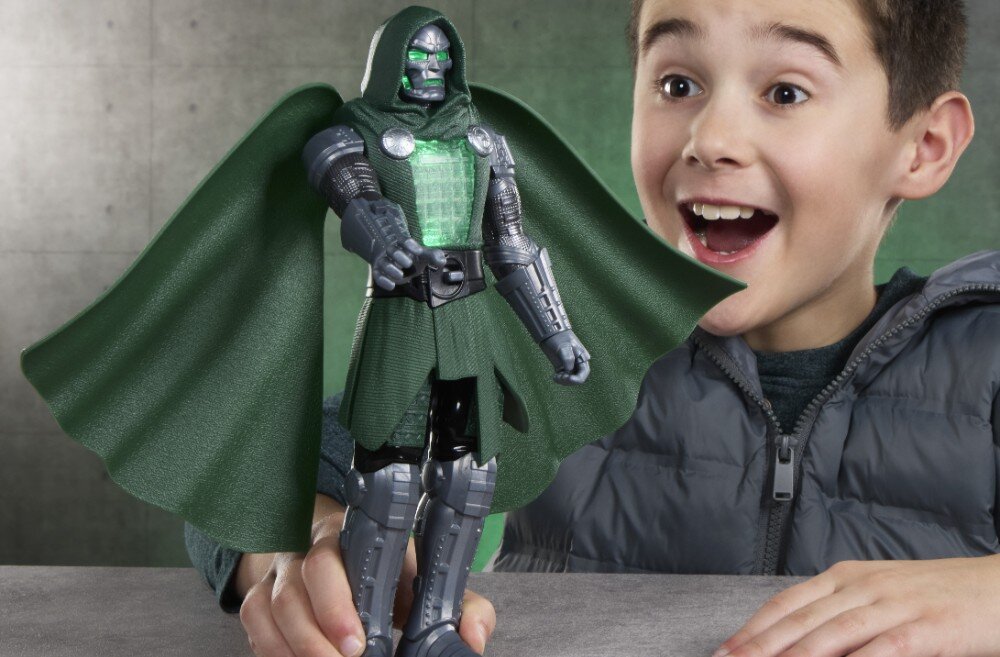 Figurka HASBRO Marvel Avengers MV5 Doctor Doom G26505L0