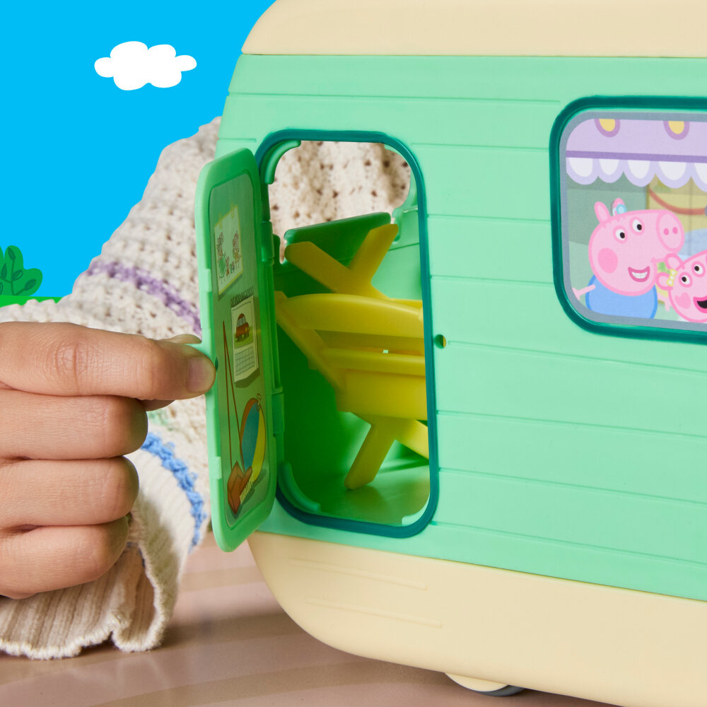 Zestaw figurek HASBRO Świnka Peppa Przyczepa kempingowa G22015L0