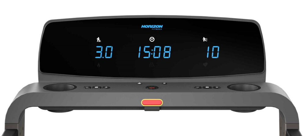 Panel sterowania bieżni z wyświetlaczem pokazującym wartości: 3.0, 15:08, 10. Logo \'HORIZON FITNESS\' widoczne na górze ekranu.