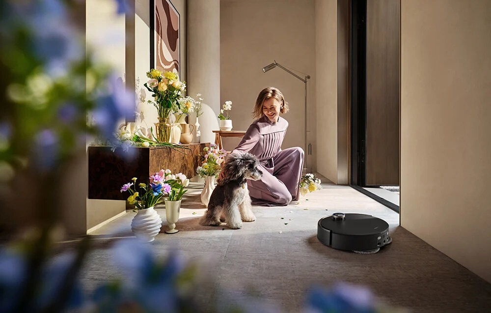 Robot sprzątający MOVA V50 Ultra Complete Czarny dla właścicieli zwierząt usuwanie sierści i lokalizowanie pupili Zdalny podgląd z funkcją vlogowania