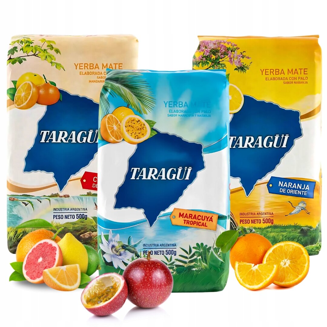 Na obrazie widoczne są trzy opakowania Yerba Mate TARAGUI w różnych smakach: cytrusowym, marakuja i pomarańczowym. Każde opakowanie ma pojemność 500g i ozdobione jest grafikami owoców oraz napisem \'INDUSTRIA ARGENTINA PESO NETO 500g\'.