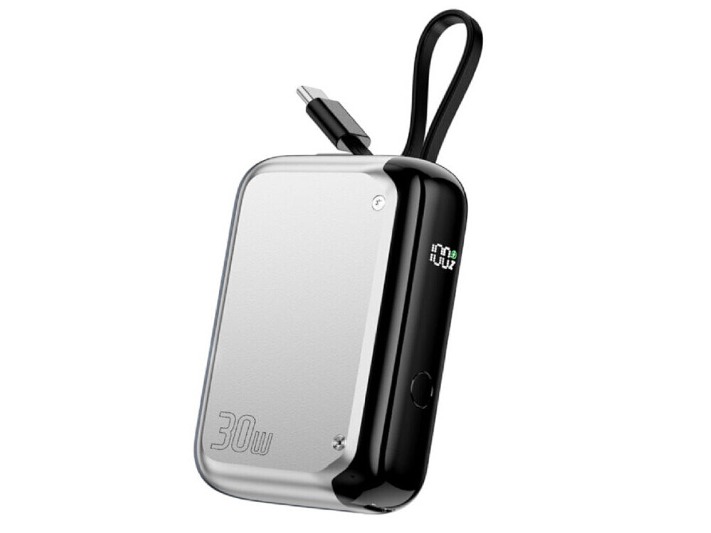 Srebrny powerbank z czarnymi elementami, oznaczony napisem \'30W\'. Posiada wbudowany kabel z końcówką USB-C.