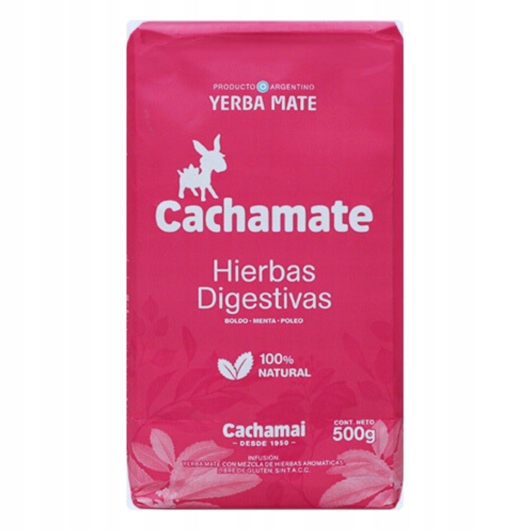 Opakowanie yerba mate Cachamate w kolorze różowym z białym logo przedstawiającym osła. Na opakowaniu widnieje tekst: \'Producto Argentino Yerba Mate Cachamate Hierbas Digestivas Boldo - Menta - Poleo 100% Natural Cachamai Desde 1950 Cont. Neto 500g\'.