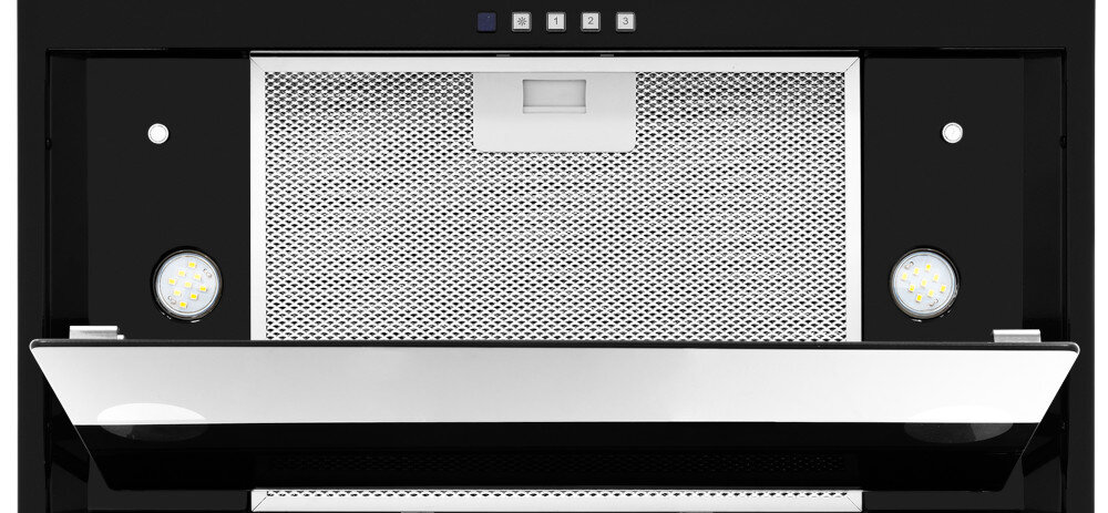 Na obrazie widoczny jest okap kuchenny z czarnym szkłem i metalowym filtrem. Po bokach znajdują się dwa okrągłe światła LED, a na górze panel sterowania z przyciskami.