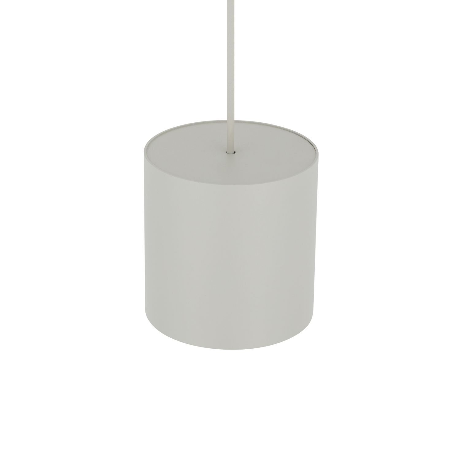 Na obrazie widoczna jest pojedyncza, cylindryczna lampa wisząca w jasnym kolorze, zawieszona na cienkim przewodzie.