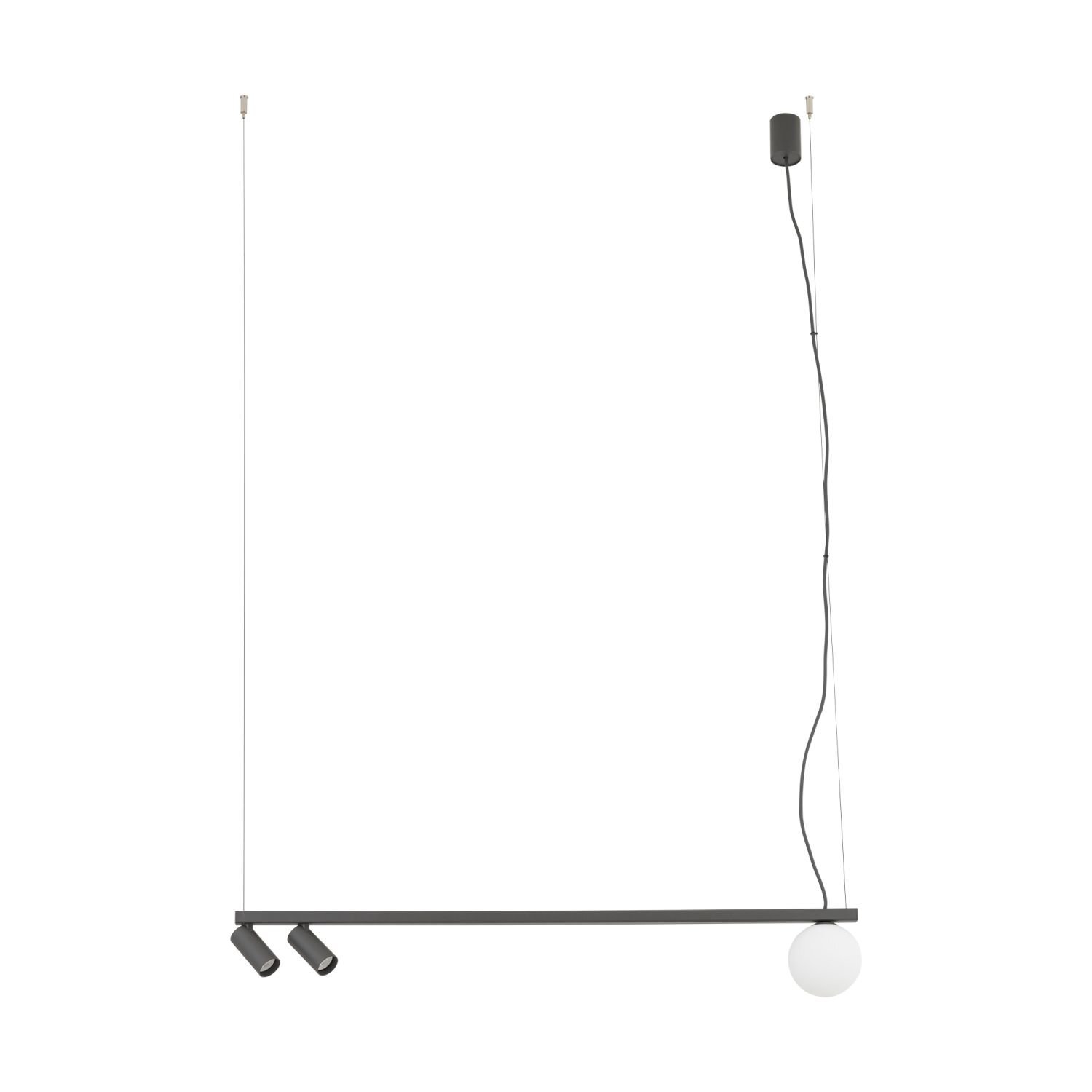 Lampa wisząca z reflektorami, składająca się z czarnej poziomej belki z dwoma reflektorami i jedną kulistą żarówką na końcu. Całość zawieszona na dwóch cienkich linkach i jednym przewodzie elektrycznym.