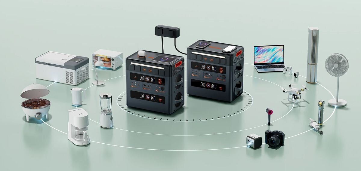 Stacja zasilania OSCAL PowerMax 2400 Pro 2016Wh, porty, urządzenia, jednocześnie, wszechstronność, Dwie stacje PowerMax 2400 Pro wśród czajnika, lampy, laptopa, wentylatora i mikrofonu.