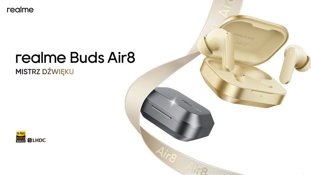 Obraz przedstawia złote słuchawki dokanałowe REALME Buds Air 8 ANC oraz ich etui. Widoczny jest tekst: \'realme Buds Air8 MISTRZ DŹWIĘKU\'.