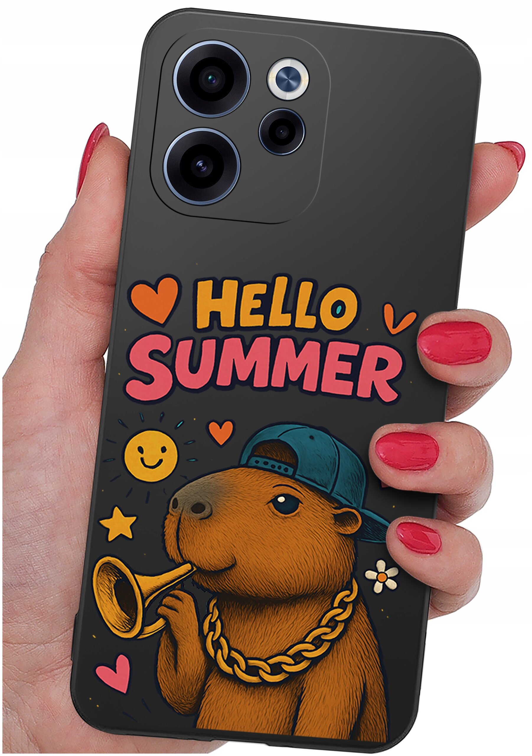 Etui na telefon z grafiką przedstawiającą zwierzę w czapce z łańcuchem, trzymające trąbkę, oraz napis \'HELLO SUMMER\'. W tle znajdują się serca, uśmiechnięta buźka i inne ozdobne elementy.