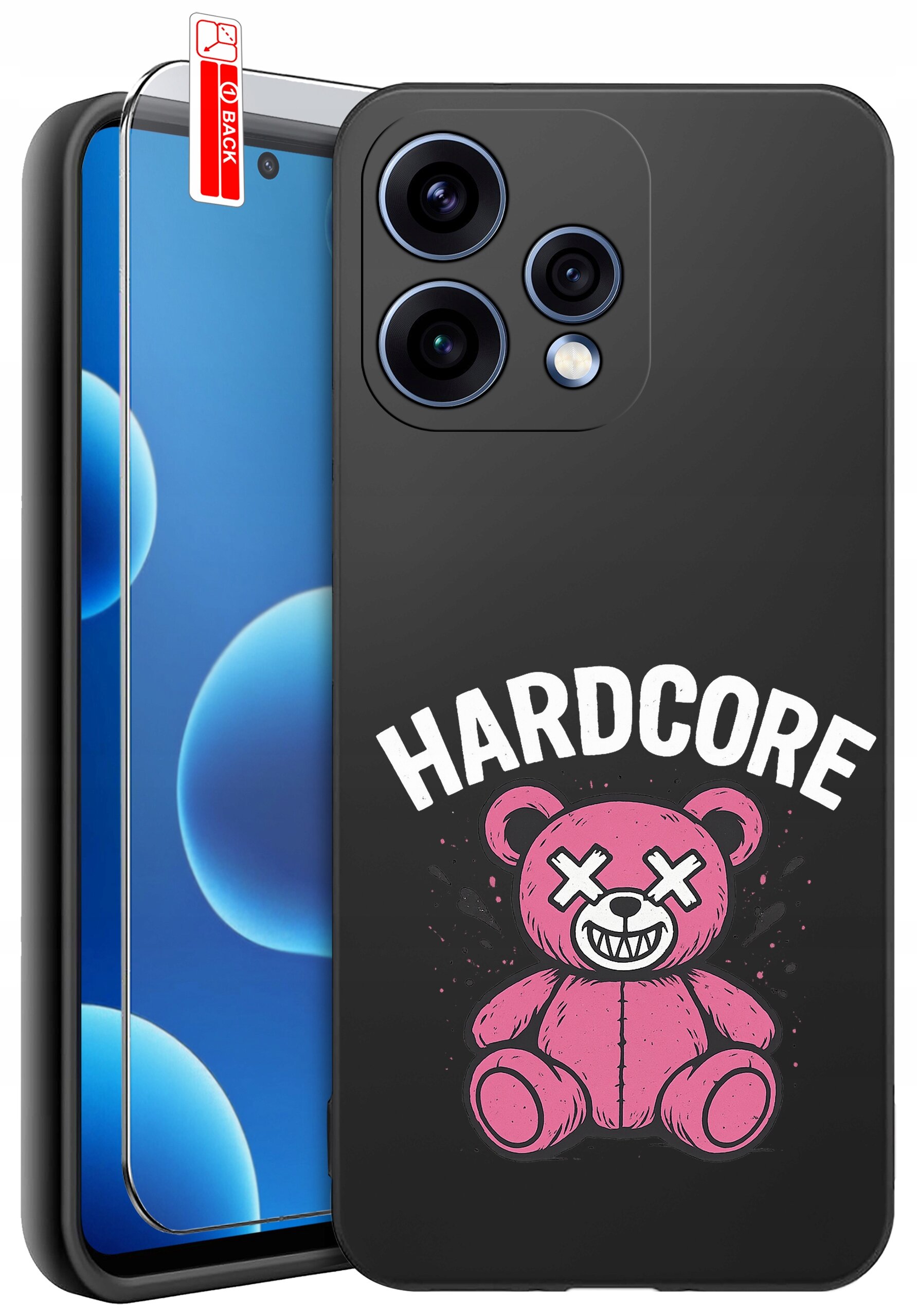 Na obrazie widoczne jest czarne etui z nadrukiem różowego misia z krzyżykami zamiast oczu i napisem \'HARDCORE\'. Obok etui znajduje się szkło ochronne z czerwoną etykietą \'BACK\'.