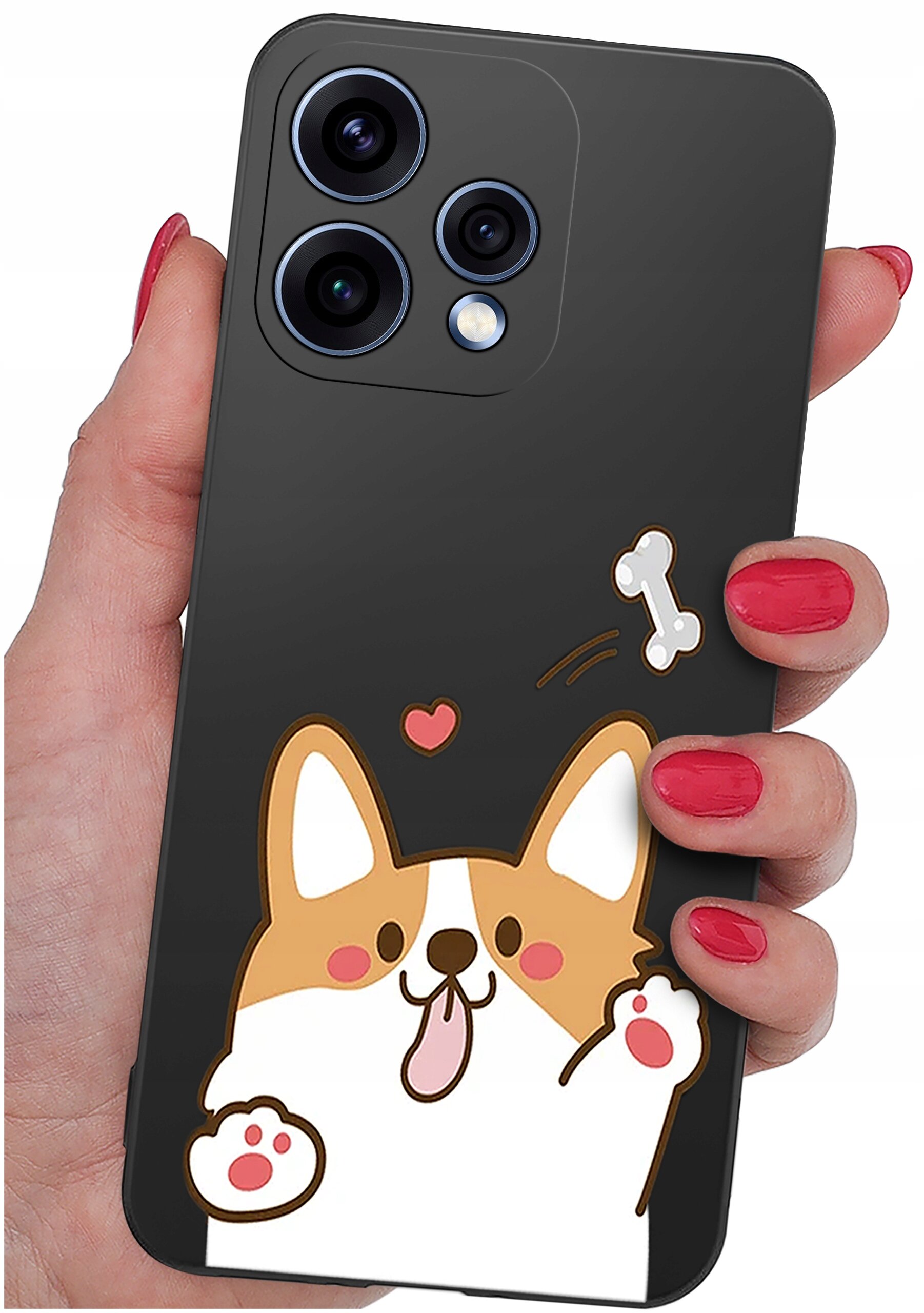 Czarne etui na telefon z grafiką przedstawiającą psa z wystawionym językiem, sercem i kością. Etui trzymane jest w dłoni z pomalowanymi na czerwono paznokciami.