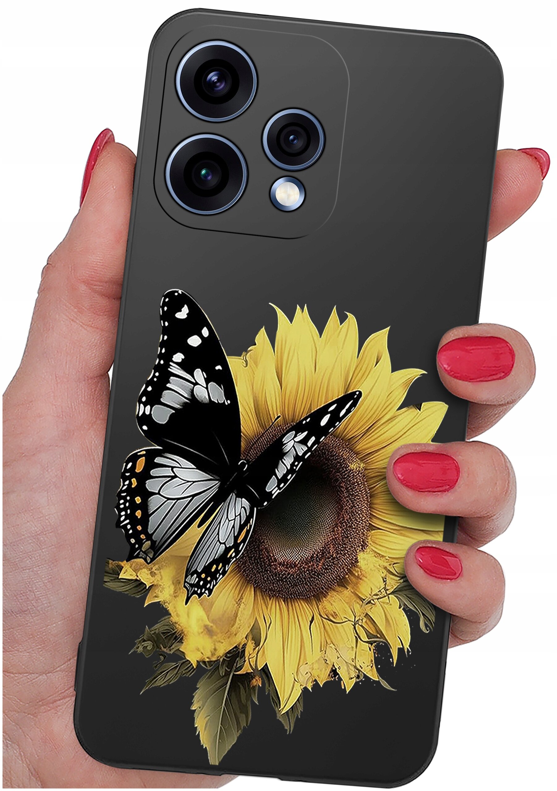 Osoba trzyma telefon z etui ozdobionym wzorem słonecznika i motyla. Etui ma matowe wykończenie i wycięcia na trzy obiektywy aparatu.