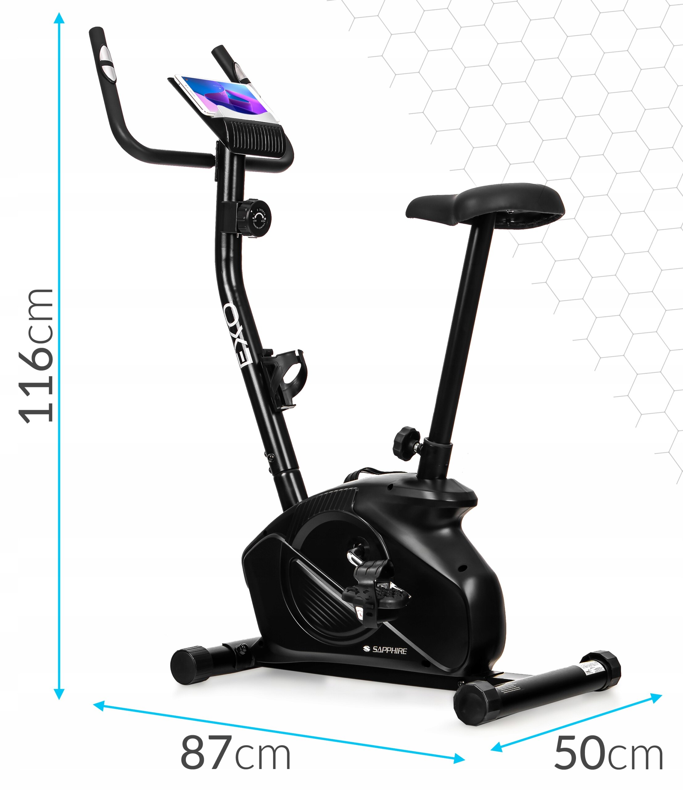 Czarny rower treningowy stacjonarny z napisem \'EXO\' na ramie i logo \'SAPPHIRE\' na obudowie. Wymiary to 116 cm wysokości, 87 cm długości i 50 cm szerokości.