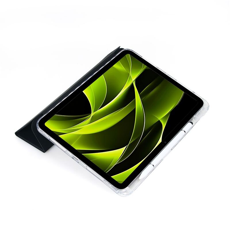Tablet w przezroczystym etui z wyświetlaczem pokazującym zielono-czarne abstrakcyjne wzory. Etui ma funkcję stojaka, co umożliwia ustawienie tabletu pod kątem.