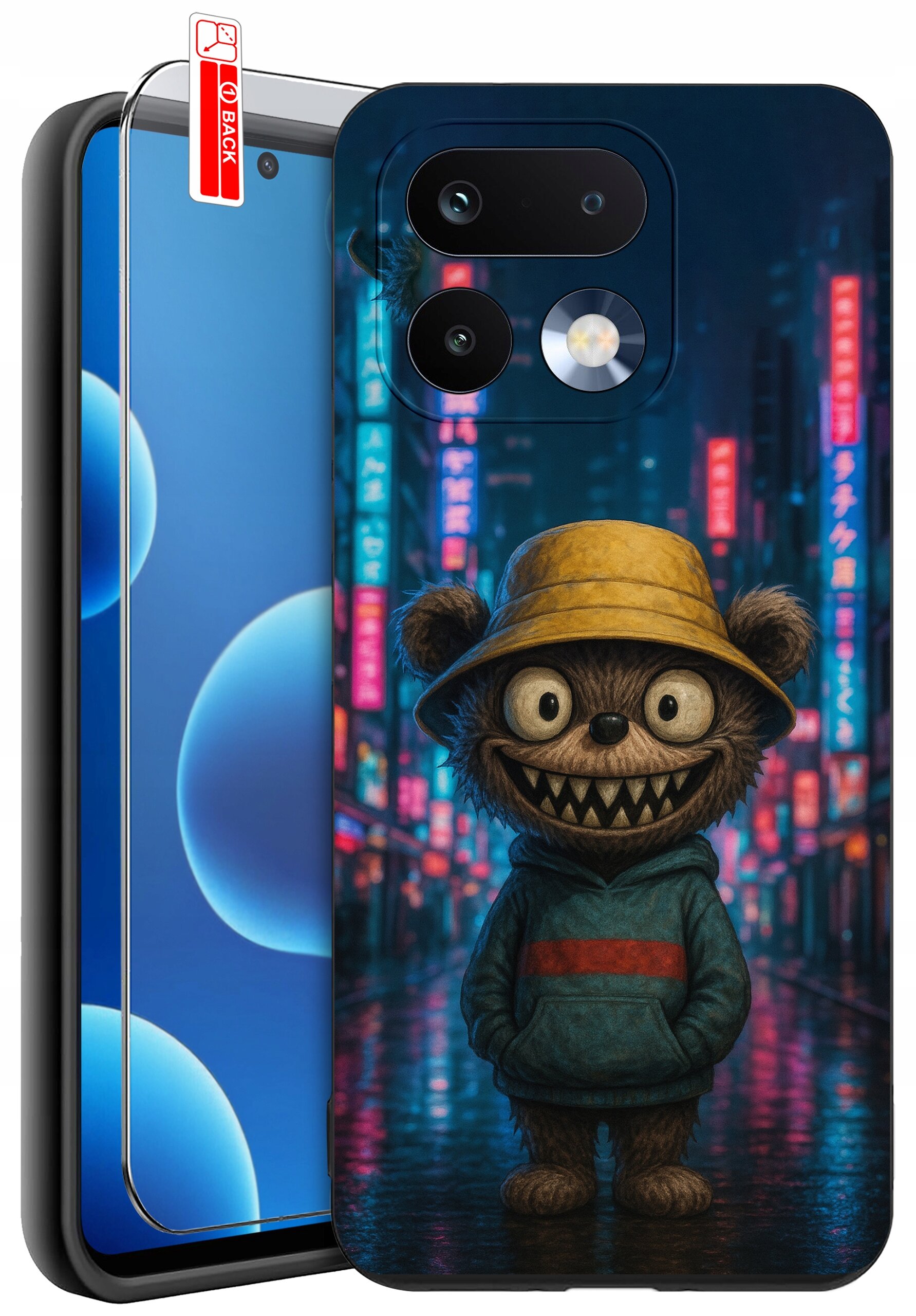 Etui na telefon z nadrukiem postaci przypominającej misia w kapeluszu, na tle neonowego miasta. Obok znajduje się szkło ochronne z oznaczeniem \'BACK\'.