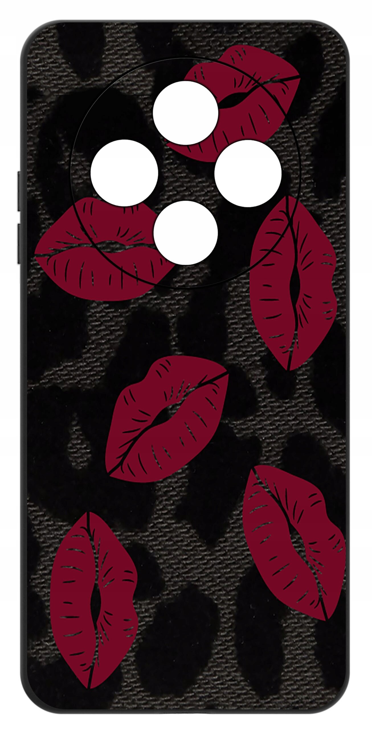 Etui na telefon z czarnym wzorem przypominającym skórę zwierzęcia, ozdobione czerwonymi grafikami ust. W górnej części widoczne są wycięcia na aparat w kształcie okręgów.