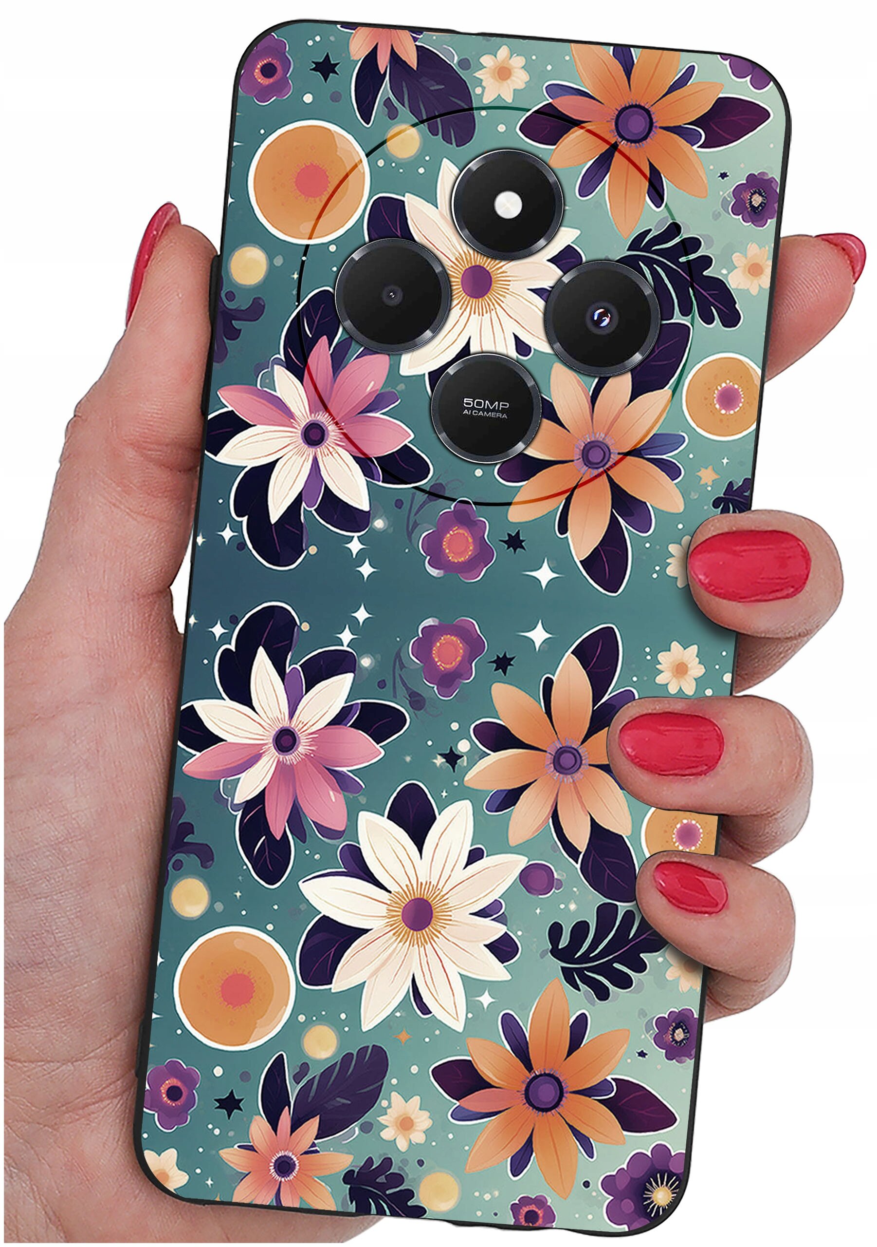 Etui na telefon z kolorowym wzorem kwiatowym, trzymane w dłoni z pomalowanymi na czerwono paznokciami. Na etui widoczne są cztery otwory na aparaty oraz napis \'50MP AI Camera\'.