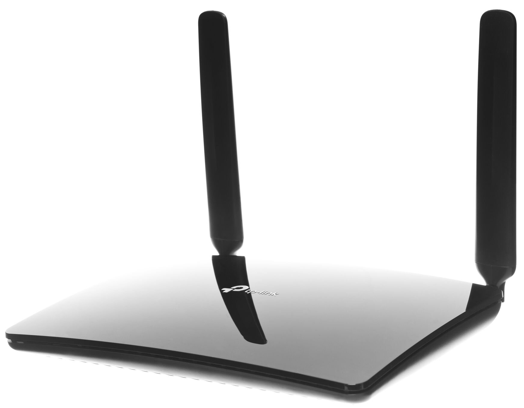 Czarny router z dwoma pionowymi antenami i logo TP-Link na powierzchni.