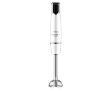 Na obrazie widoczny jest biały blender ręczny z metalową końcówką miksującą. Na korpusie znajduje się logo \'Tefal\'.