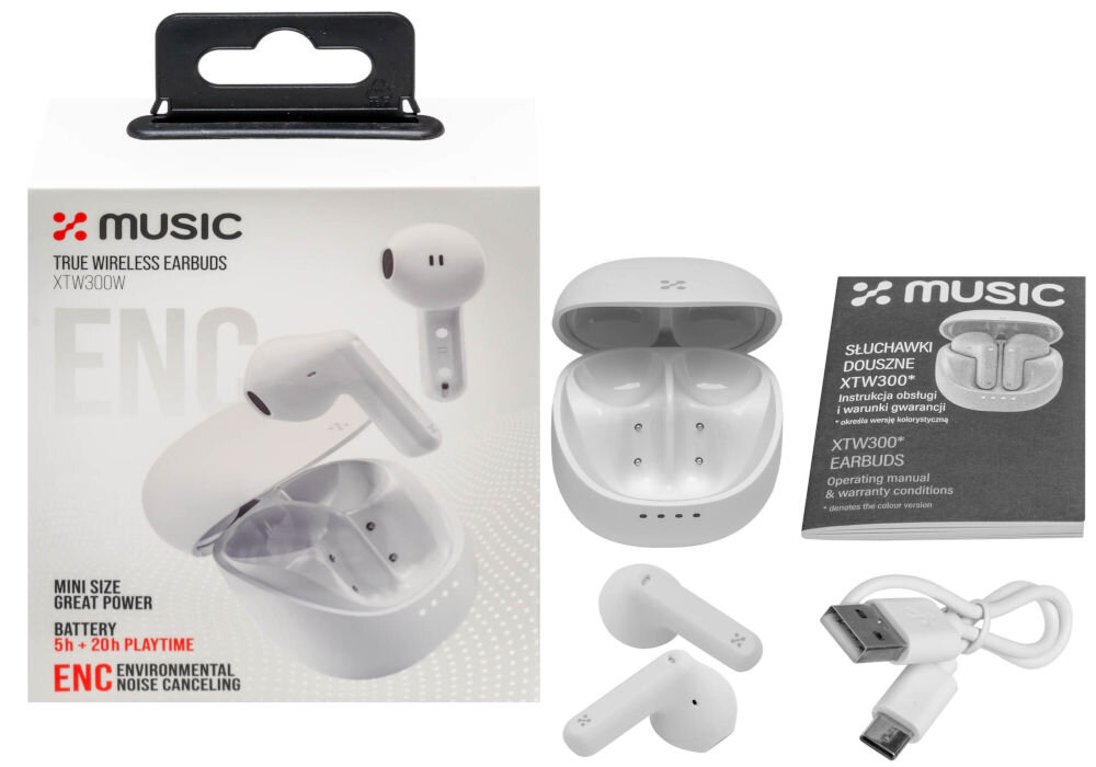 Na obrazie widoczne są białe słuchawki douszne z etui ładującym oraz opakowanie z napisem \'MUSIC TRUE WIRELESS EARBUDS XTW300W\'. Obok znajduje się instrukcja obsługi i kabel USB do ładowania.