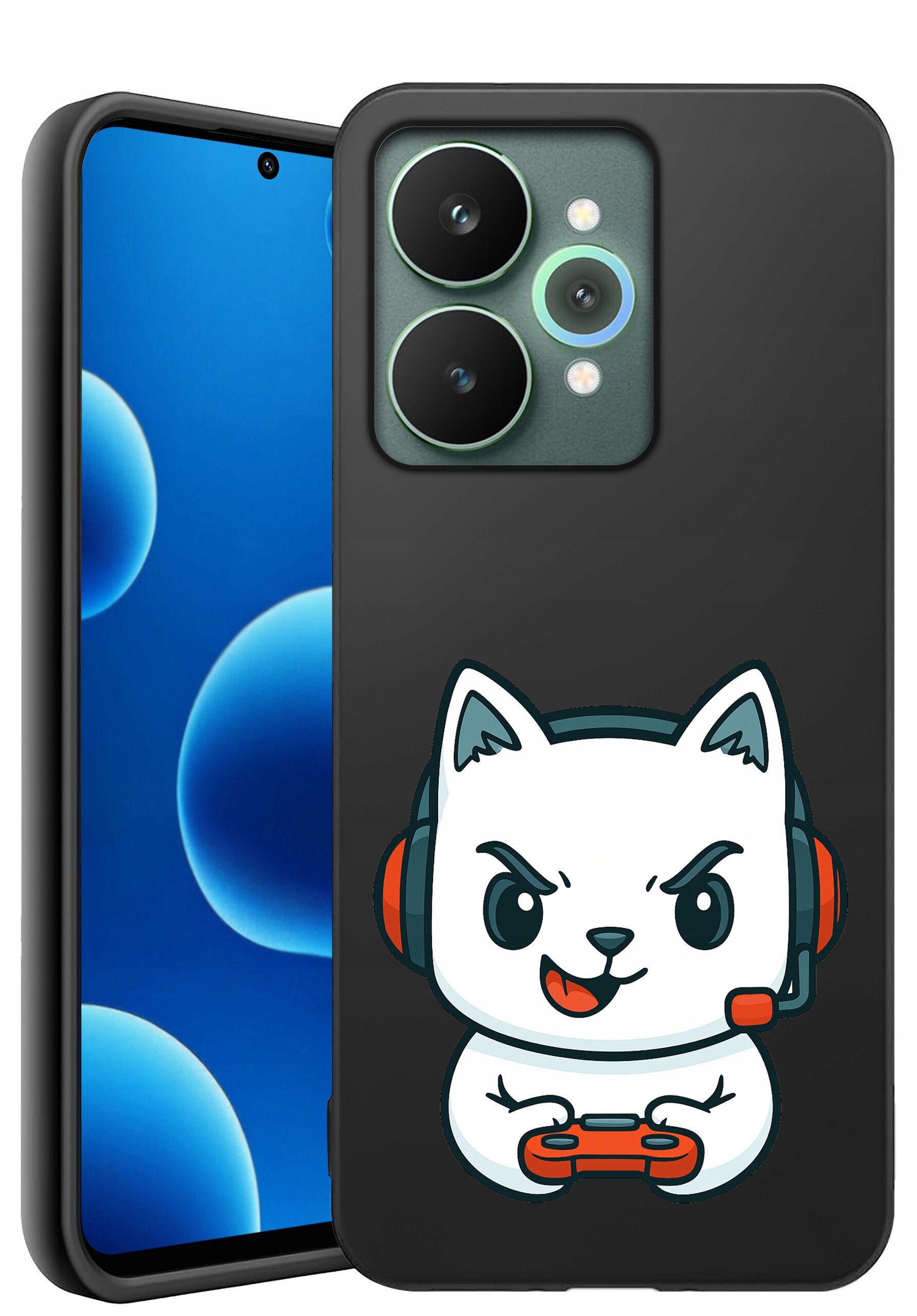Na obrazie widoczne jest czarne etui na telefon z nadrukiem białego kota w słuchawkach, trzymającego kontroler do gier. Obok etui znajduje się telefon z niebieskim ekranem i widocznymi dwoma aparatami fotograficznymi.