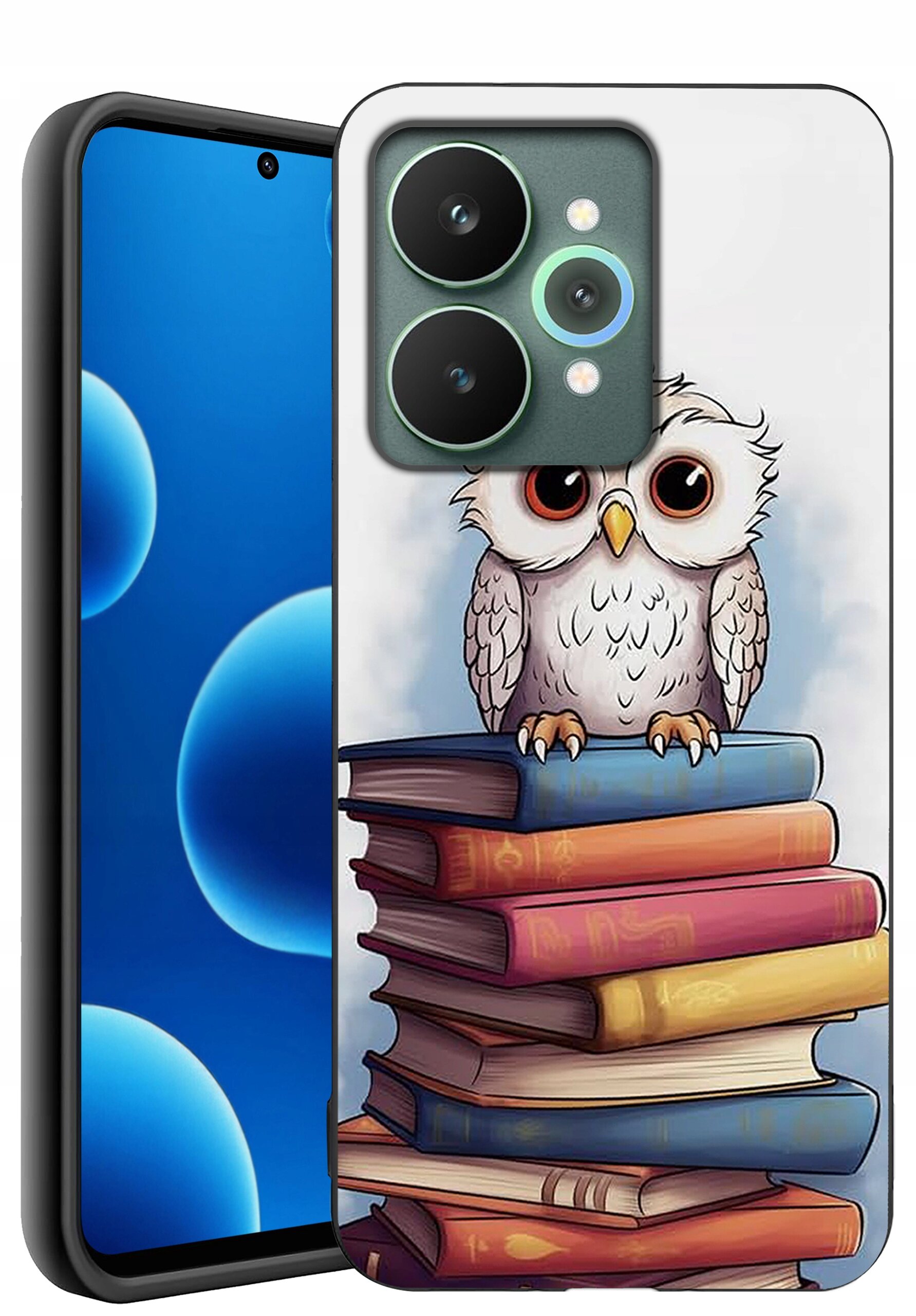 Etui na telefon z grafiką przedstawiającą sowę siedzącą na stosie kolorowych książek. Obok widoczny jest telefon z niebieskim ekranem i trzema aparatami.