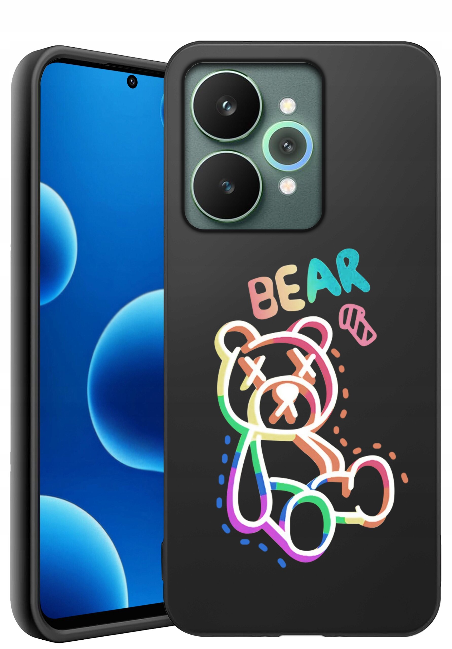 Czarne etui na telefon z kolorowym rysunkiem misia i napisem \'BEAR\'. Etui posiada wycięcia na aparat i przyciski.