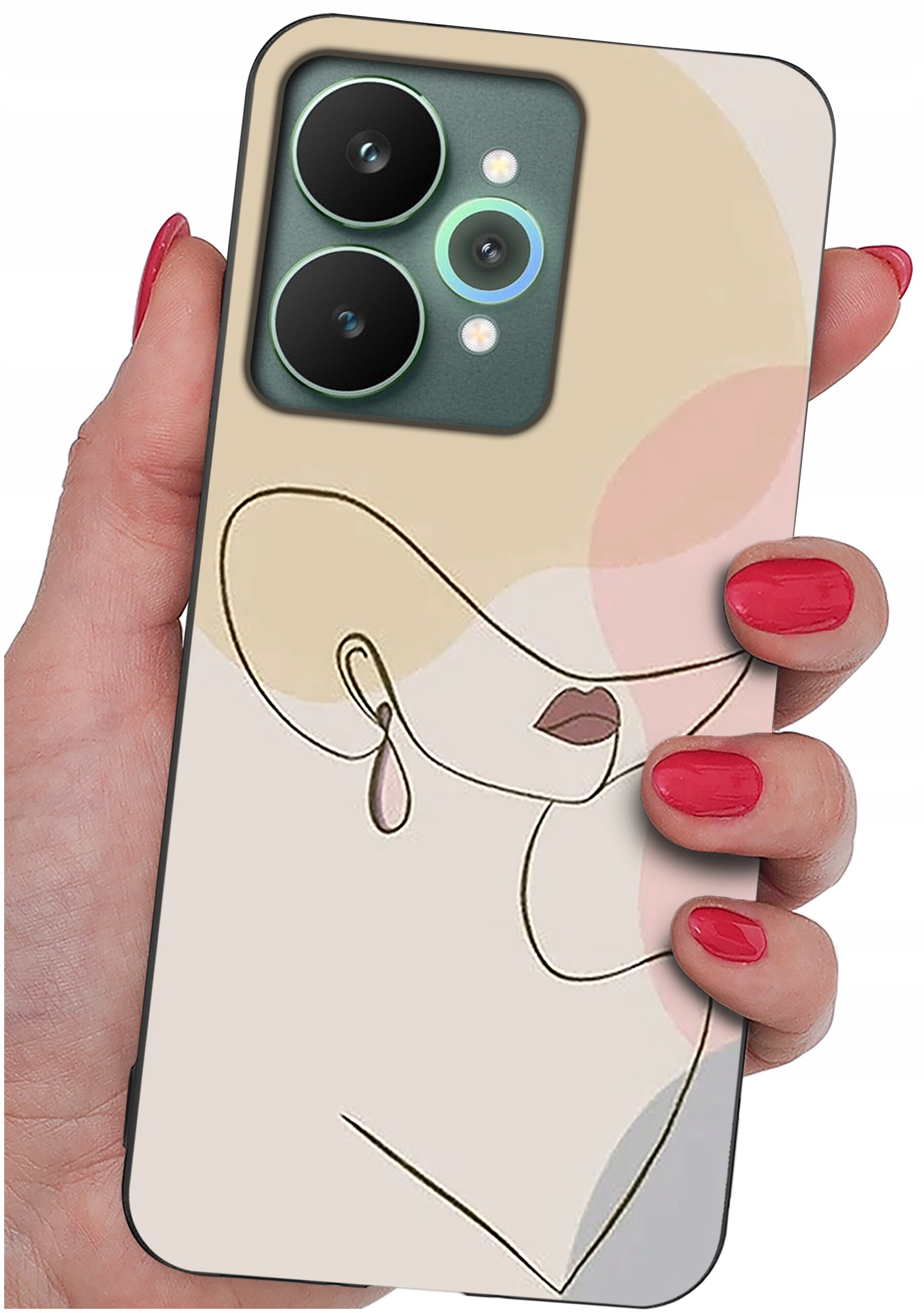 Osoba trzyma telefon z etui przedstawiającym abstrakcyjny rysunek twarzy w pastelowych kolorach. Etui ma wycięcia na dwa duże obiektywy aparatu i mniejsze elementy.