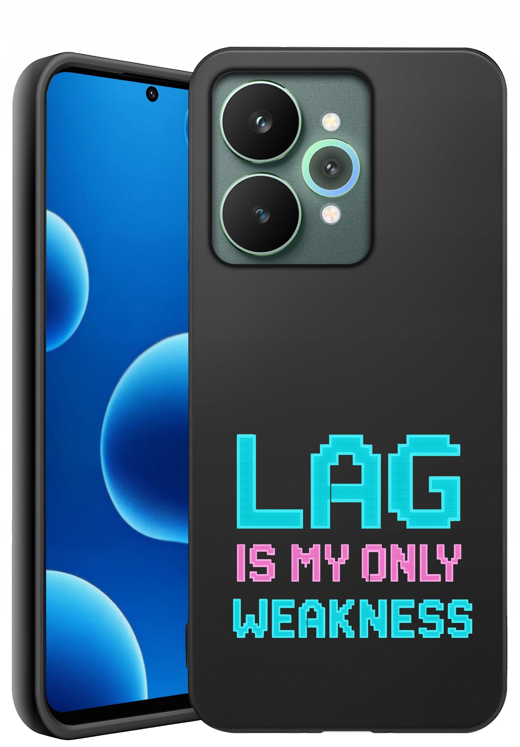Na obrazie widoczne jest czarne etui na telefon z napisem \'LAG IS MY ONLY WEAKNESS\' w kolorach niebieskim i różowym. Obok etui znajduje się telefon z wyświetlaczem pokazującym niebieskie bąbelki na ciemnym tle.