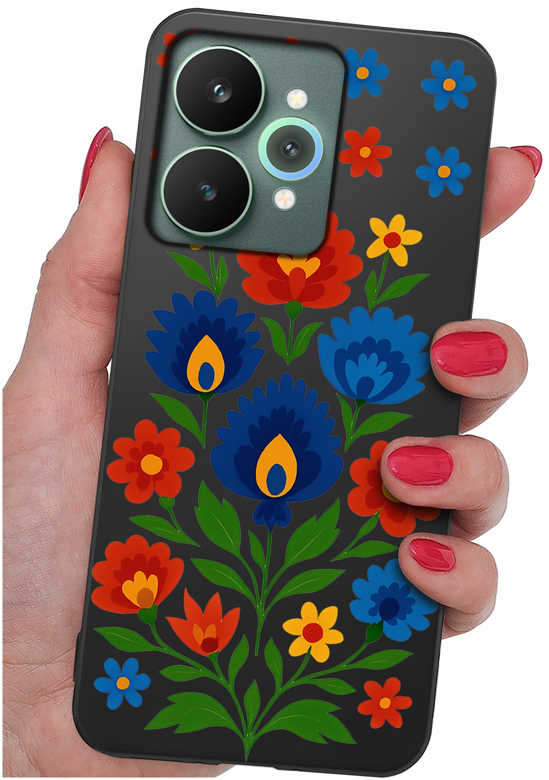 Etui na telefon z kolorowym wzorem kwiatowym, trzymane w dłoni z pomalowanymi na czerwono paznokciami. Na etui widoczne są duże obiektywy aparatu.