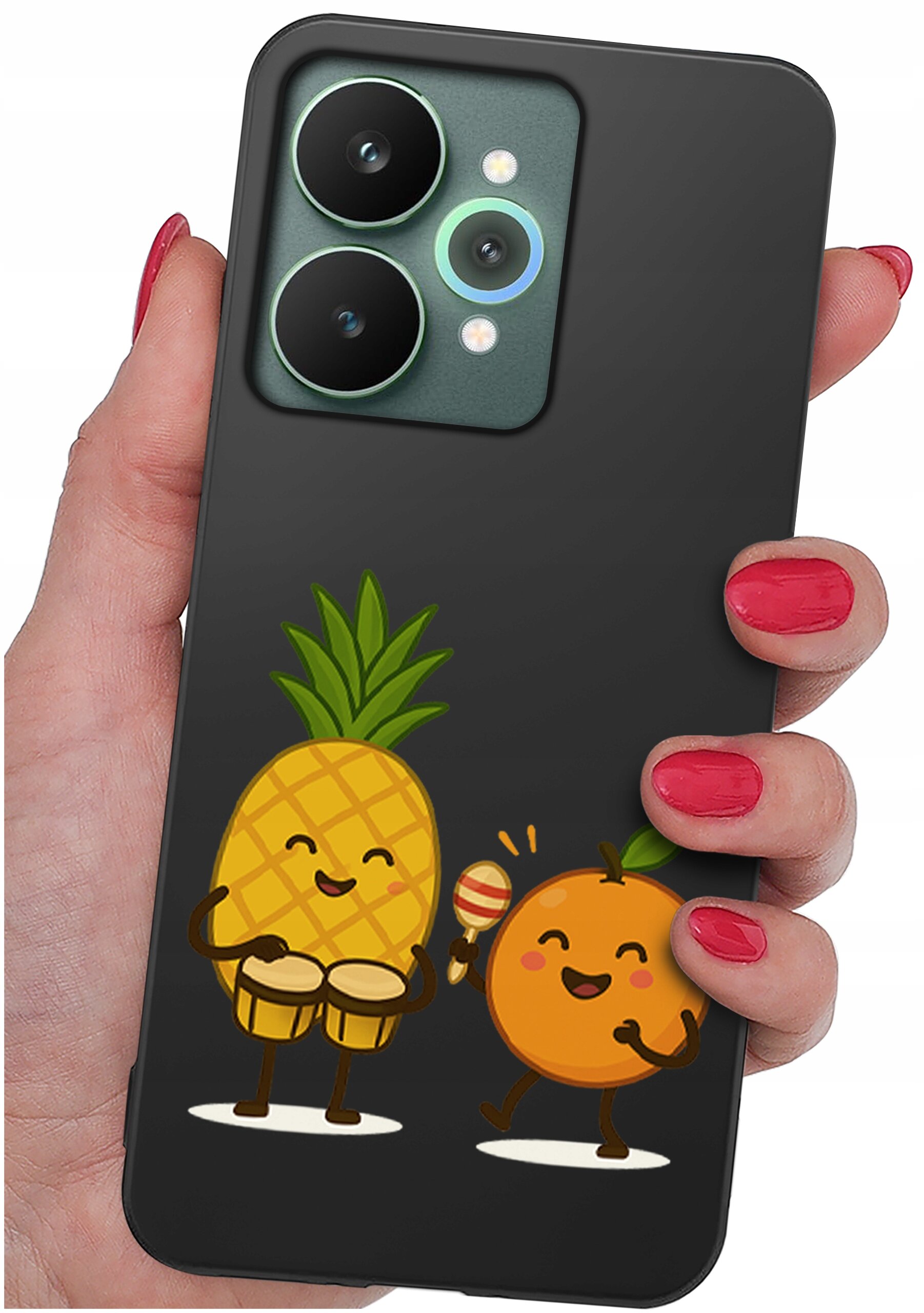 Etui na telefon z grafiką przedstawiającą uśmiechnięte ananasa i pomarańczę grające na instrumentach. Etui jest trzymane w dłoni z pomalowanymi na czerwono paznokciami.