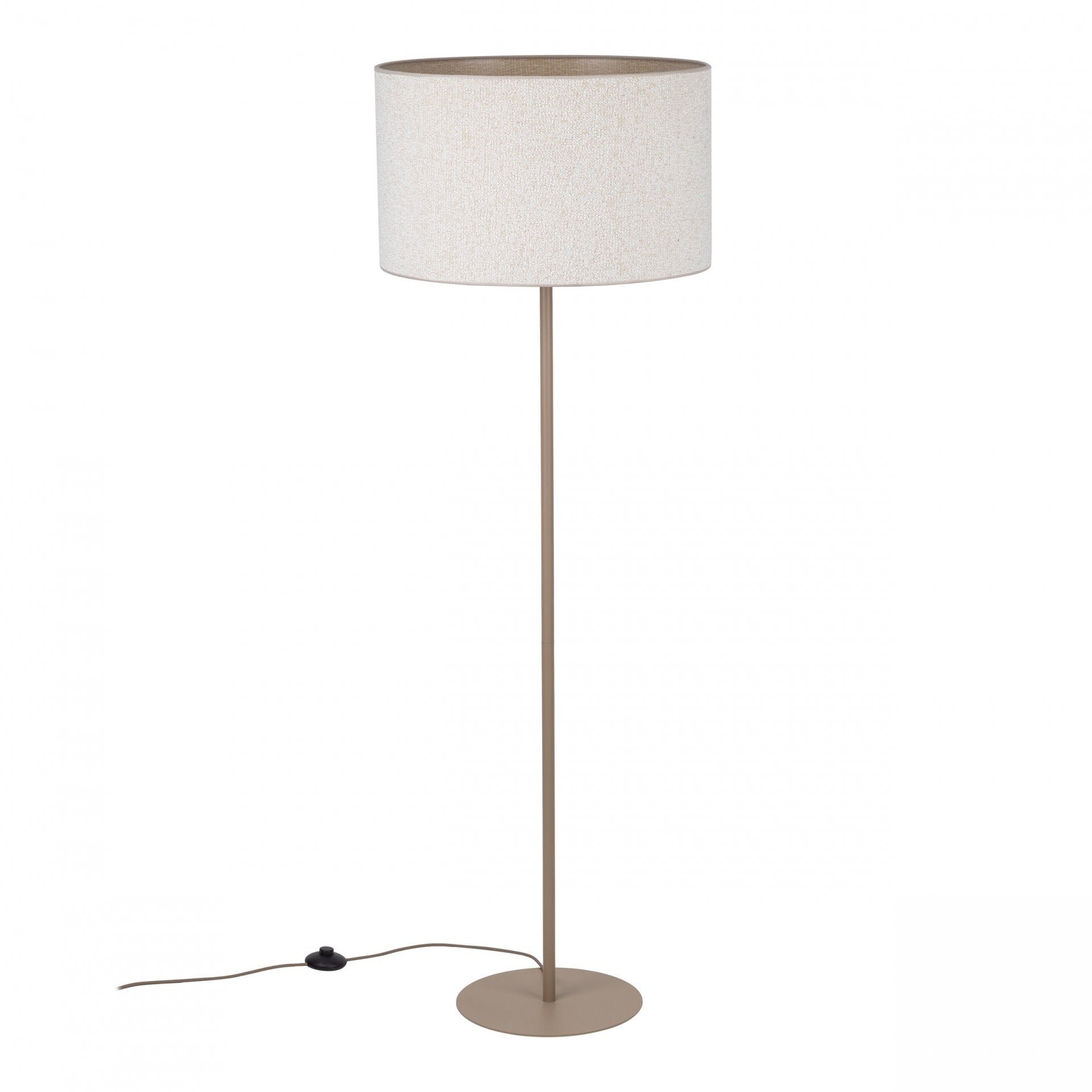 Lampa podłogowa z beżowym, tkaninowym kloszem na smukłej, metalowej podstawie. Posiada okrągłą podstawę i przewód z włącznikiem nożnym.