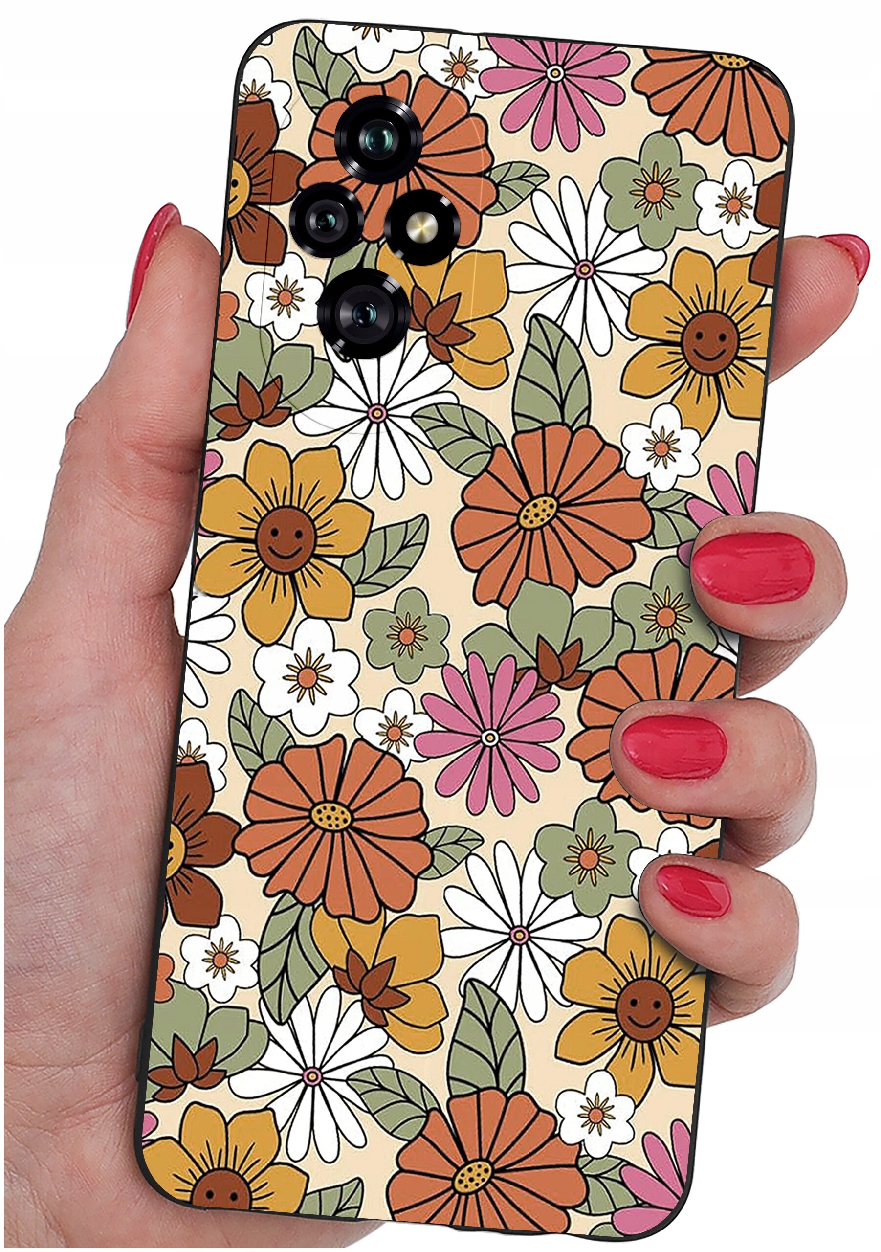 Etui na telefon z kolorowym wzorem kwiatów w odcieniach pomarańczowego, różowego, białego i zielonego. Etui trzymane jest w dłoni z pomalowanymi na czerwono paznokciami.