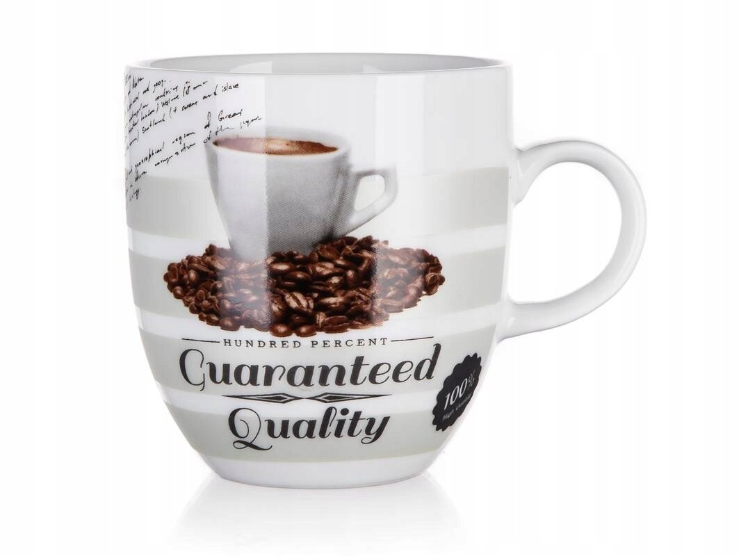 Biała filiżanka z nadrukiem przedstawiającym filiżankę kawy na tle ziaren kawy oraz tekstem \'HUNDRED PERCENT Guaranteed Quality 100%\'.