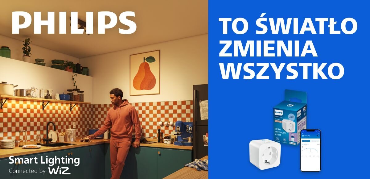 Po lewej stronie zdjęcia znajduje się kuchnia z osobą przy blacie, a na ścianie wisi obrazek z gruszką. Po prawej stronie widoczny jest napis \'TO ŚWIATŁO ZMIENIA WSZYSTKO\' oraz opakowanie produktu i smartfon z aplikacją.