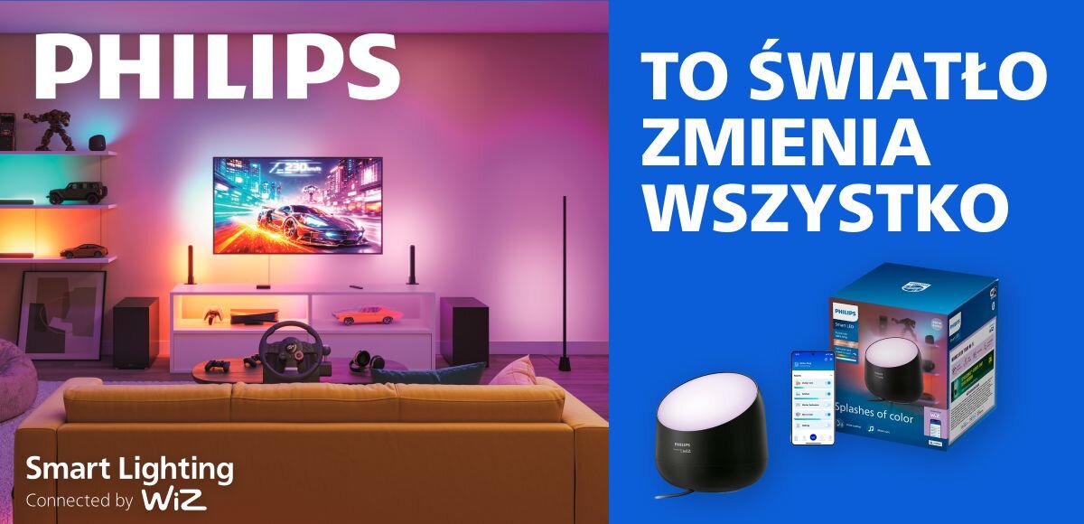 Obraz przedstawia salon z kolorowym oświetleniem i telewizorem, obok znajduje się pudełko z lampą oraz telefon z aplikacją. Widoczny tekst: \'PHILIPS\', \'TO ŚWIATŁO ZMIENIA WSZYSTKO\', \'Smart Lighting Connected by WiZ\'.