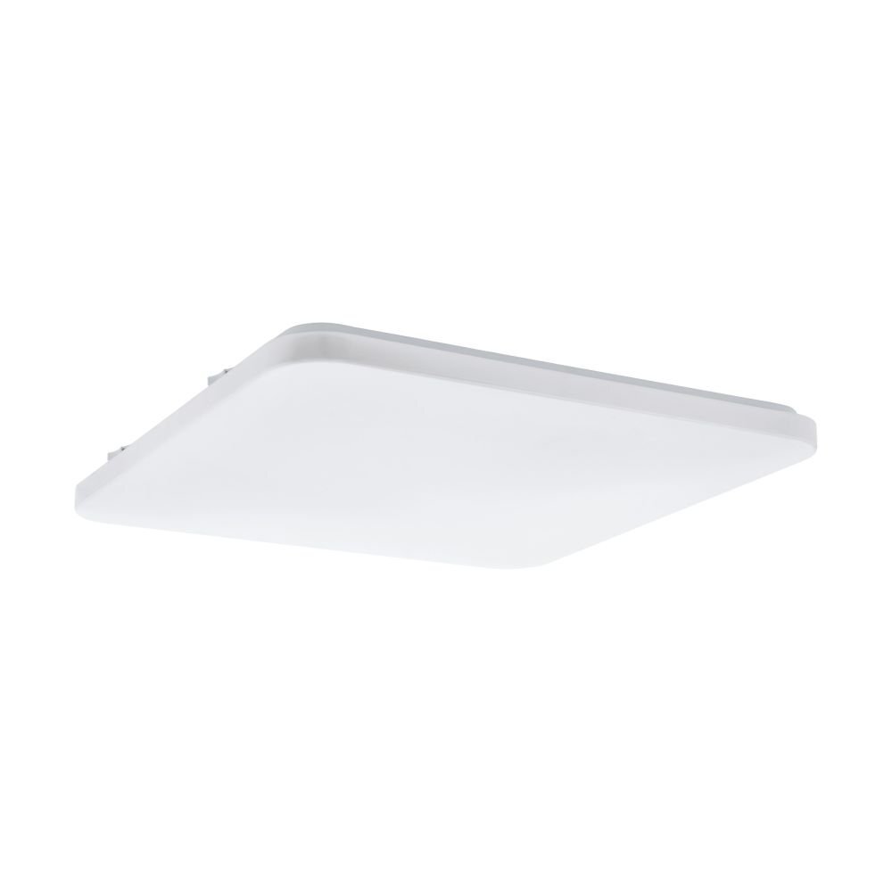 Na obrazie widoczny jest biały, kwadratowy plafon sufitowy z zaokrąglonymi krawędziami. Lampa ma nowoczesny design i jednolitą powierzchnię.
