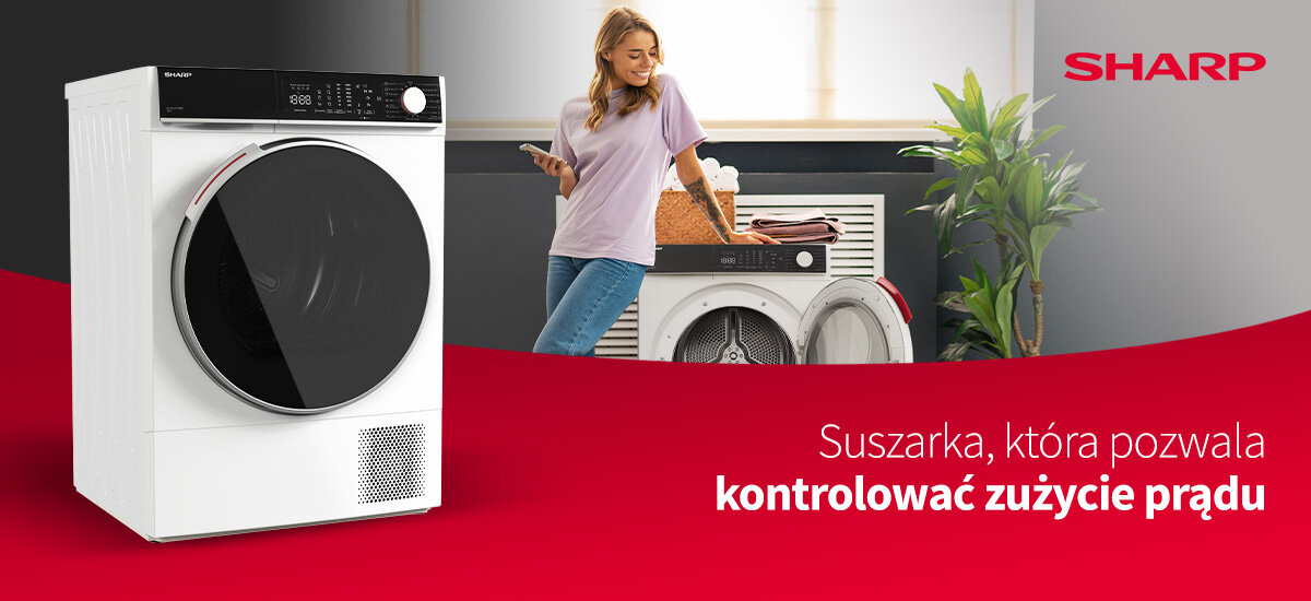 Obraz przedstawia białą suszarkę SHARP z dużym czarnym bębnem. Obok widoczna jest kobieta oraz tekst: \'Suszarka, która pozwala kontrolować zużycie prądu\'.
