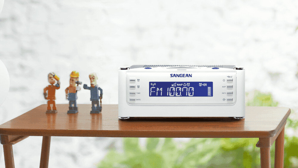 Radio SANGEAN RCR-22  - design