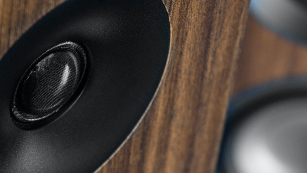 Kolumny głośnikowe JAMO S-807 - design