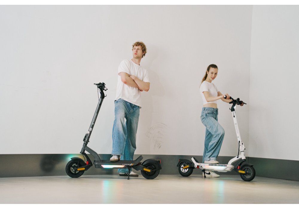 Hulajnoga elektryczna ISINWHEEL S Nova Pro 61km 800W Amortyzacja 10