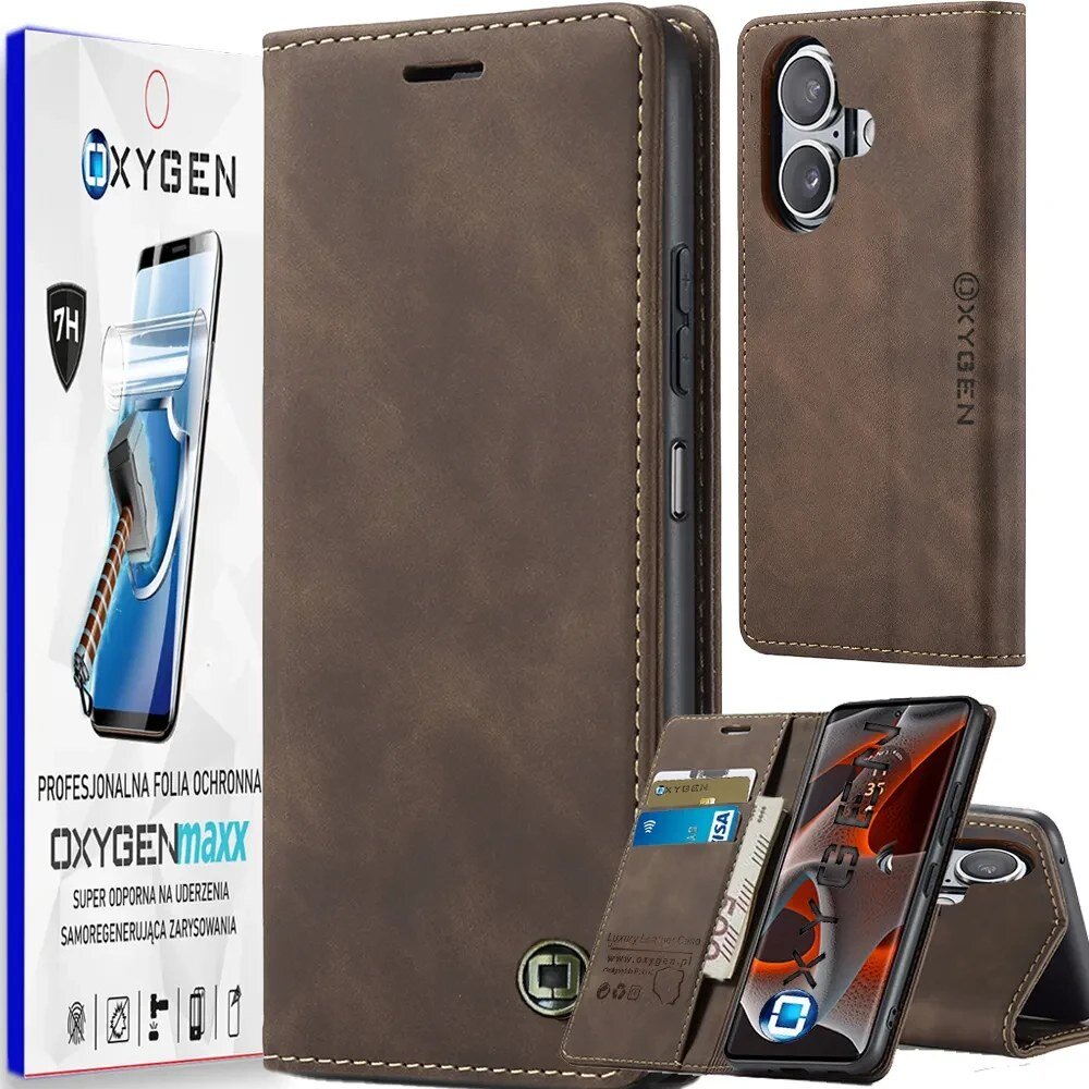 Na obrazie widoczne jest brązowe etui na telefon z miejscem na karty oraz opakowanie z napisem \'OXYGENmaxx\'. Etui ma wycięcia na aparat i przyciski, a na opakowaniu widnieje napis \'PROFESJONALNA FOLIA OCHRONNA\'.
