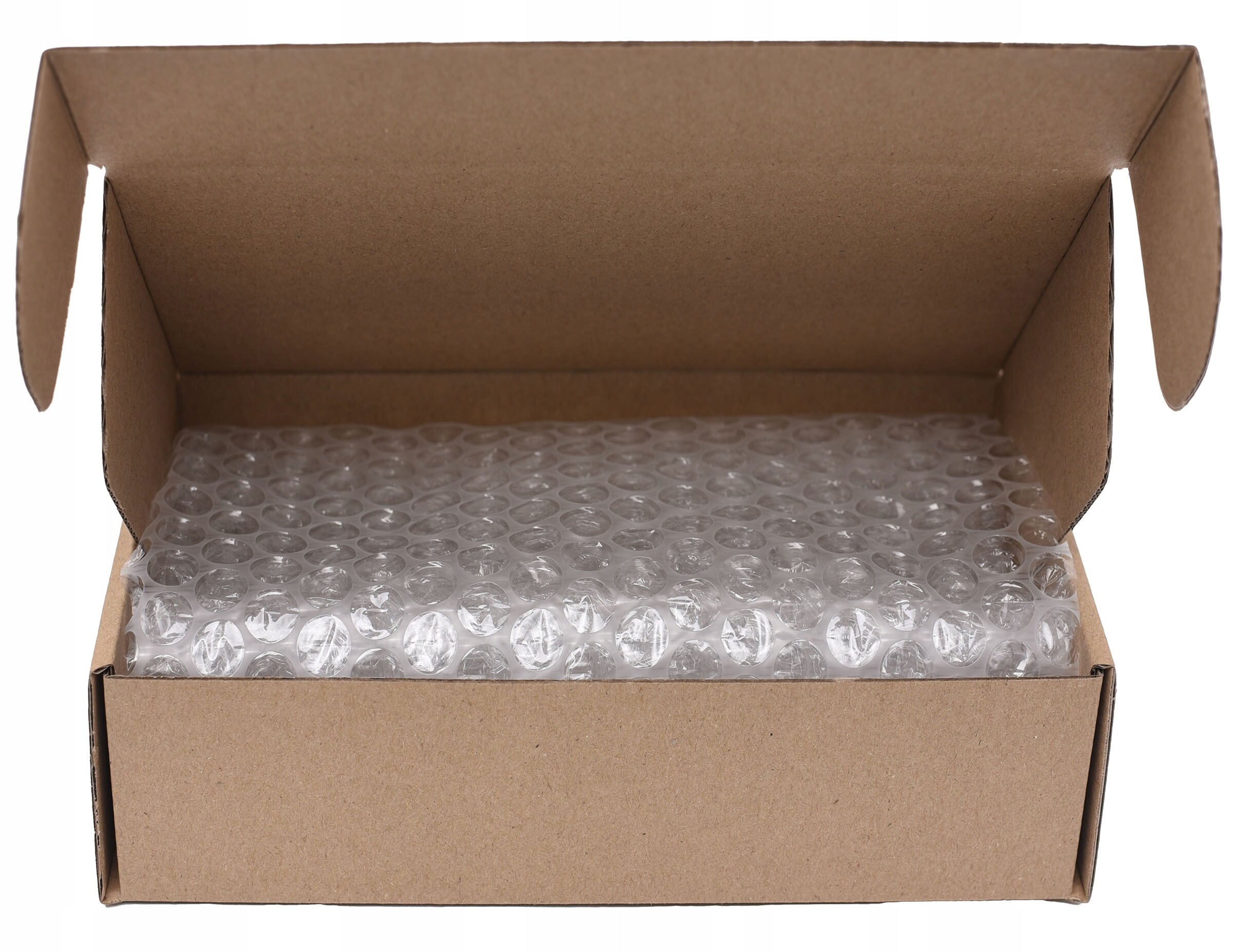 Otwarty kartonowy pudełko z folią bąbelkową w środku.