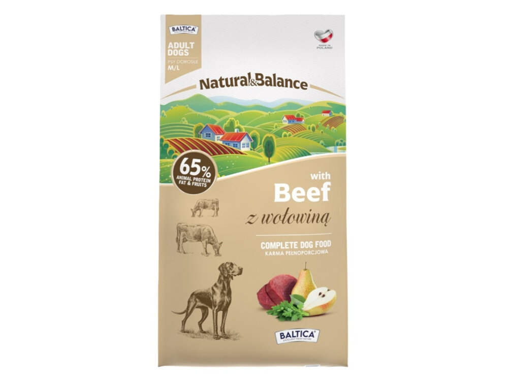 Opakowanie karmy dla psów BALTICA Natural & Balance z wołowiną, z grafiką przedstawiającą krajobraz wiejski i sylwetki psów. Widoczny tekst: \'65% animal protein fat & fruits\', \'with Beef z wołowiną\', \'COMPLETE DOG FOOD KARMA PEŁNOPORCJOWA\'.