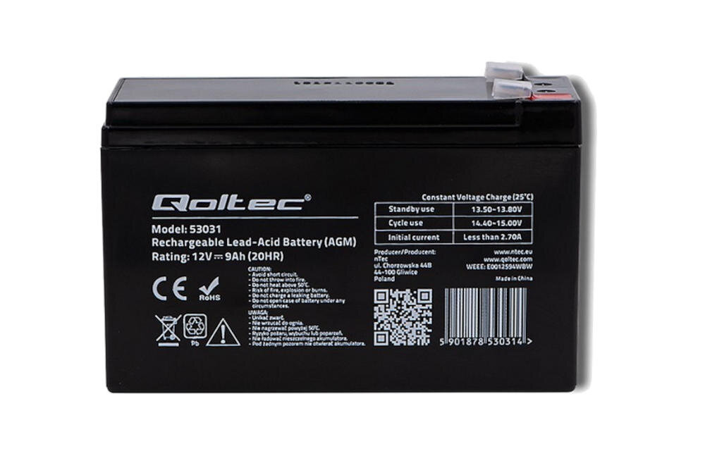 Czarny akumulator Qoltec z oznaczeniem modelu 53031, o pojemności 9Ah i napięciu 12V. Na obudowie widoczne są informacje techniczne, logo Qoltec oraz kody QR.