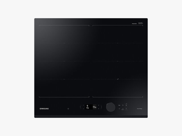 Czarna płyta indukcyjna z widocznymi polami grzewczymi i panelem sterowania z wyświetlaczem cyfrowym. Na powierzchni znajduje się logo \'Samsung\' oraz napisy \'Induction\' i \'SmartThings\'.