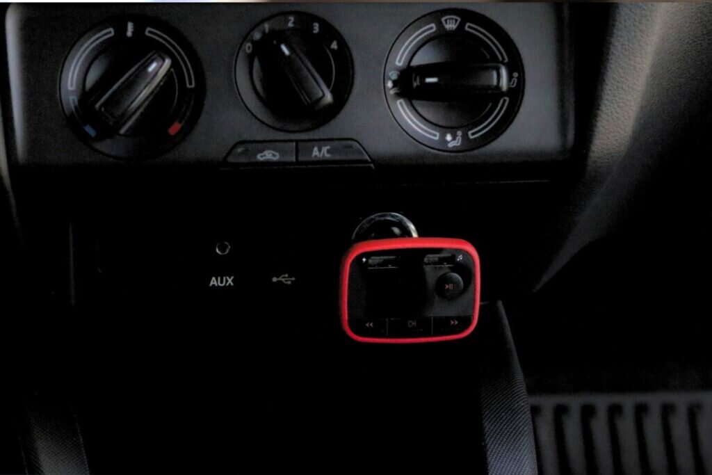 Transmiter samochodowy TR-10