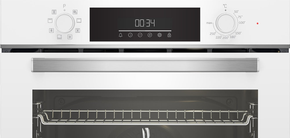 Biały piekarnik elektryczny z panelem sterowania, na którym widoczny jest wyświetlacz z czasem \'00:34\' oraz pokrętła do ustawiania funkcji i temperatury. Wnętrze piekarnika wyposażone jest w metalowy ruszt.