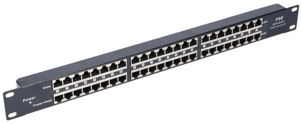 Injector PoE EXTRALINK EX.2015 24 Portowy Czarny panel montażowy z dwoma rzędami po 24 gniazda RJ45, posiadający napisy 'Data' i 'LAN' w górnym rzędzie oraz 'Power+Data' i 'POE' w dolnym, z diodą opisaną jako 'Power' po lewej stronie